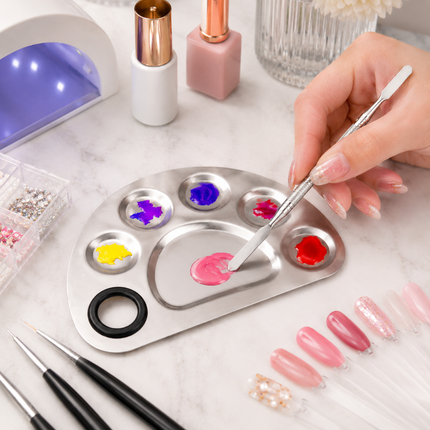 Semi Circle Mixing Palette with pans