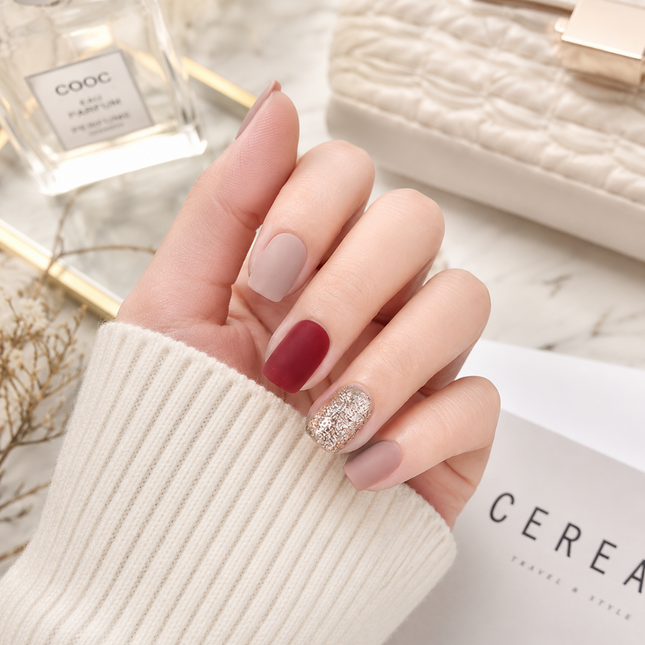 Ready to use Acrylic gel nails-red nude & gold(635-08)